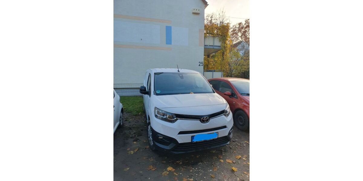 Toyota Proace City 35.600 km 19.300 &euro; MAINZ 55131