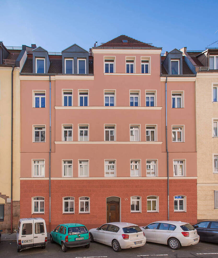 Lichtdurchflutete AltbauWohnung in Schoppershof - komplett saniert!