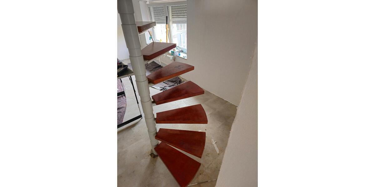 Einfamilienhaus Lebach - 7 Zimmer, 218 m&sup2;, 140.000&euro; | Angebot:26859064