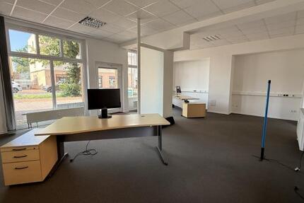 Exklusive Büro- Praxisfläche in Bestlage von Weißwasser zu vermieten mit Behinderten WC zimmer