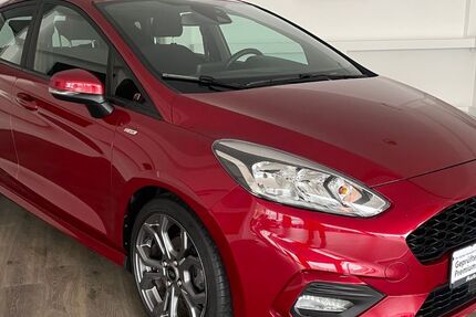 Ford Fiesta 111.864 km 8.900 &euro; Baunatal 34225