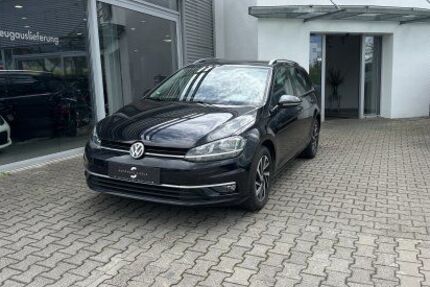 VW Golf 82.821 km 14.740 &euro; Wendlingen am Neckar 73240