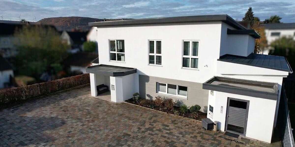 Etagenwohnung Lauenförde - 4 Zimmer, 119 m&sup2;, 900&euro; | Angebot:27213464