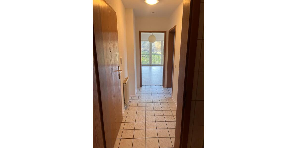Dachgeschoßwohnung Marburg Marbach - 3 Zimmer, 56 m&sup2;, 185.000&euro; | Angebot:25406532