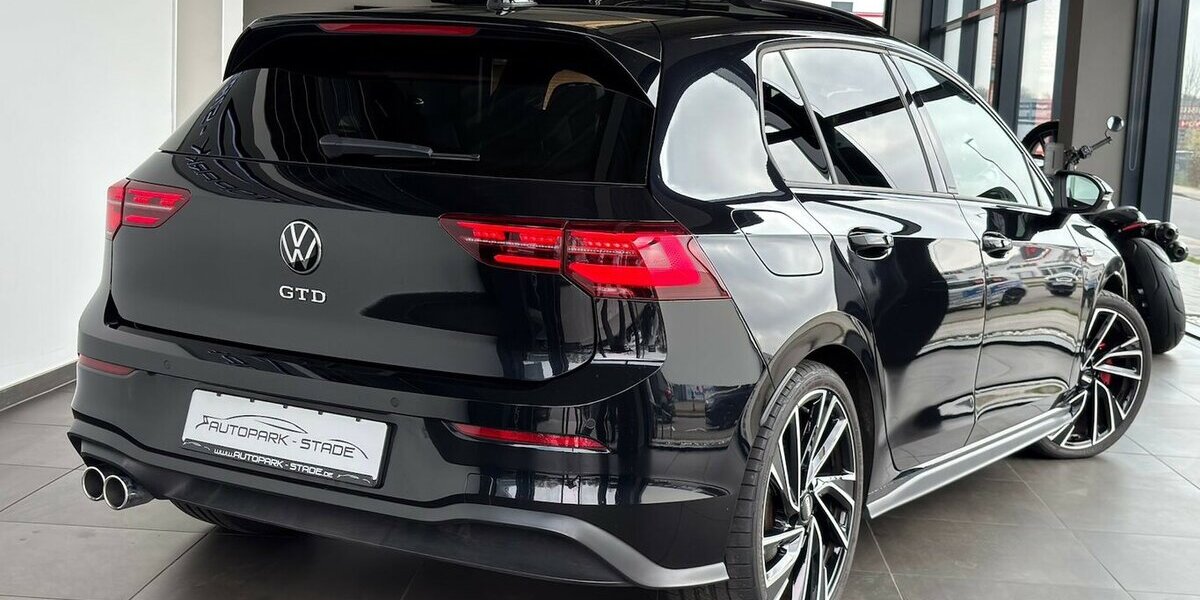 VW Golf VIII GTD Pano LED VirtualCockpit Leder ACC 8.500 km 37.999 &euro; Stade 21682