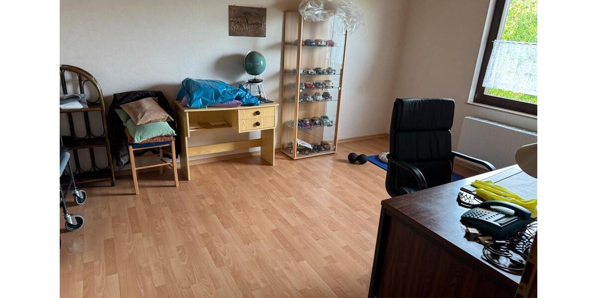 Etagenwohnung Mandelbachtal - 3.5 Zimmer, 98 m&sup2;, 680&euro; | Angebot:25539805