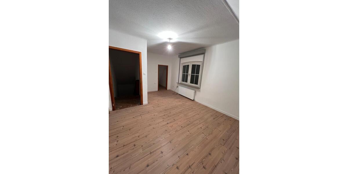 Doppelhaushälfte Kirchlengern - 6 Zimmer, 75 m&sup2;, 1.270&euro; | Angebot:25834986