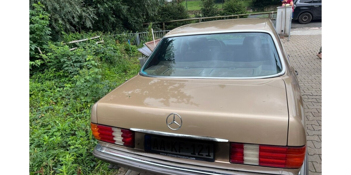 Mercedes-Benz 380 300.776 km 14.900 &euro; Waldheim 04736