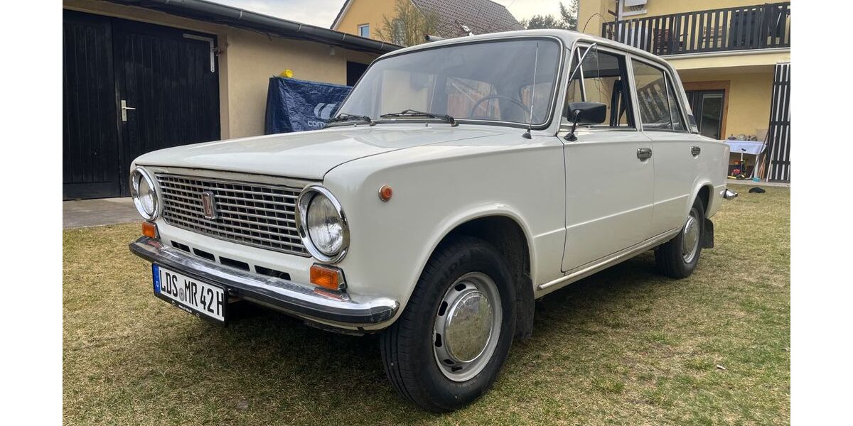 Lada 1200 54.500 km 9.800 &euro; Königs Wusterhausen 15711