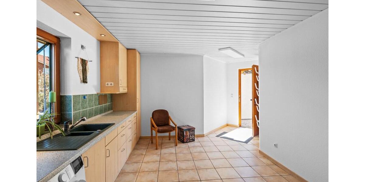 Einfamilienhaus Wenden - 7 Zimmer, 221 m&sup2;, 669.000&euro; | Angebot:26251739