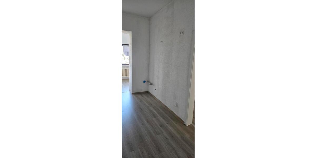 Erdgeschoßwohnung Neunkirchen Heinitz - 4 Zimmer, 80 m&sup2;, 650&euro; | Angebot:26413143