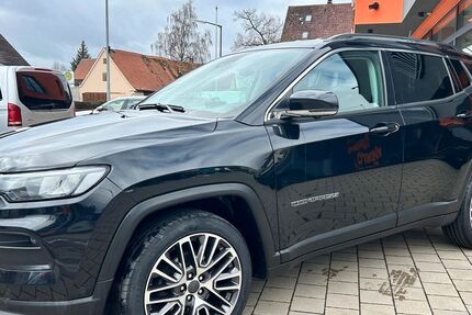 Jeep Compass 71.600 km 20.590 &euro; Roßtal 90574