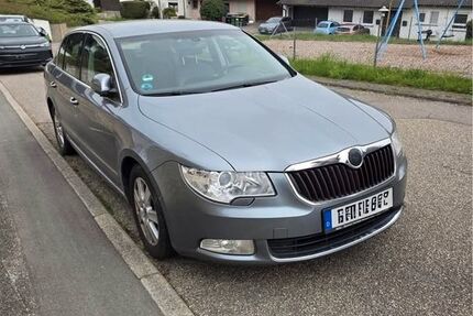 Skoda Superb 148.900 km 5.000 &euro; Tiefenbronn 75233