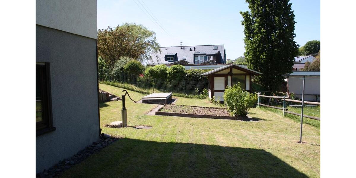 Einfamilienhaus Hachenburg - 6 Zimmer, 203 m&sup2;, 1.420&euro; | Angebot:26410432