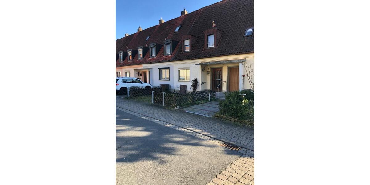 Reihenhaus Hammelburg - 4 Zimmer, 80 m&sup2;, 150.000&euro; | Angebot:26234149