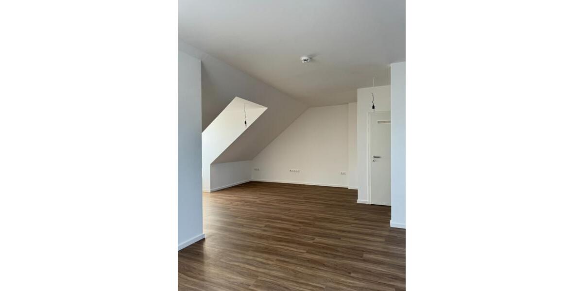 Schöne, helle 2-Zi.-Wohnung mit Dachterrasse 2 zimmer