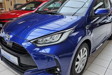 Toyota Yaris 14.900 km 19.890 € Paderborn 33104
