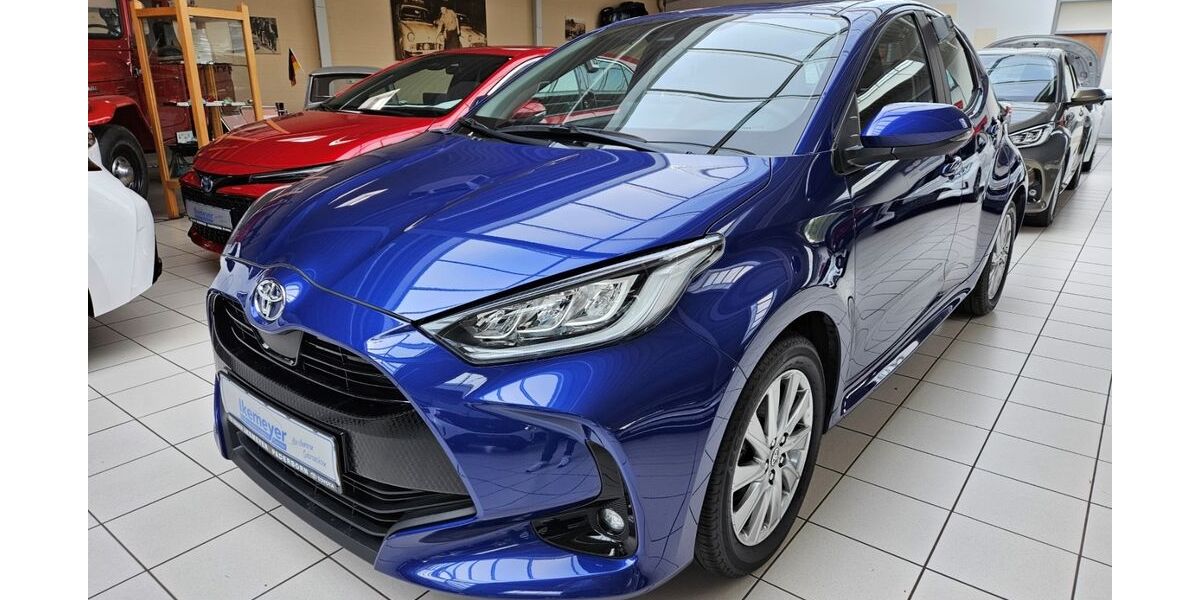 Toyota Yaris 14.900 km 19.890 € Paderborn 33104