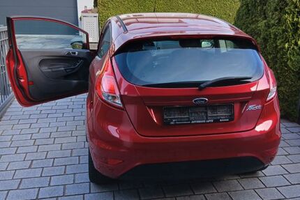 Ford Fiesta 65.000 km 6.800 &euro; Germering 82110