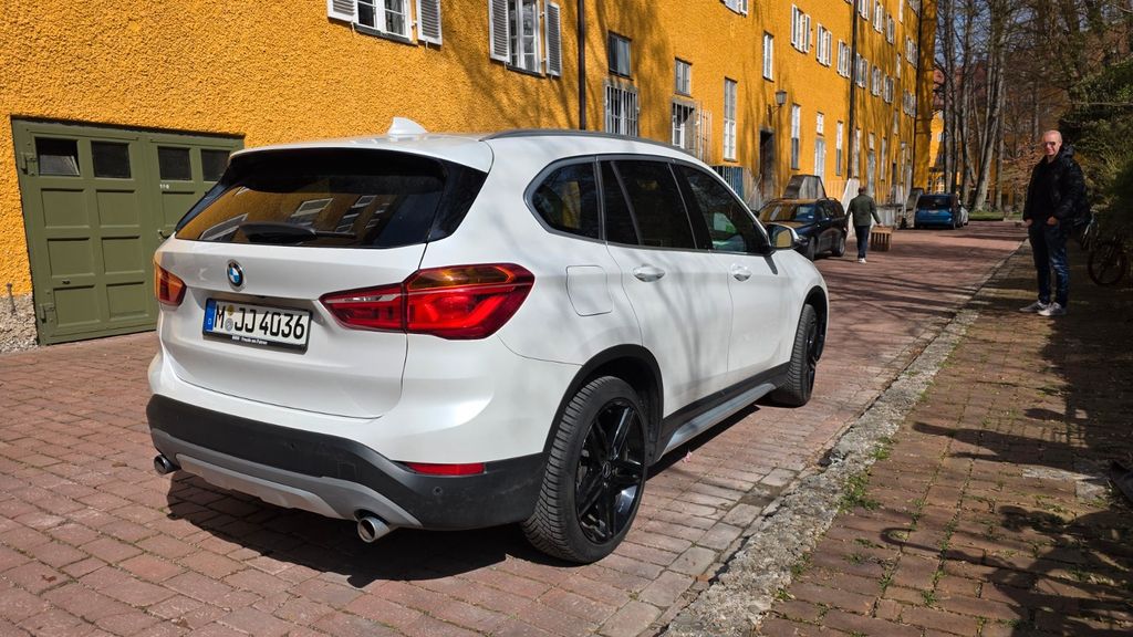 BMW X1 69.600 km 22.900 &euro; München 80798