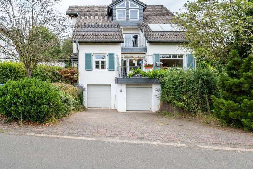Haus zum Kaufen in Jünkerath 399.000 € 326 m²