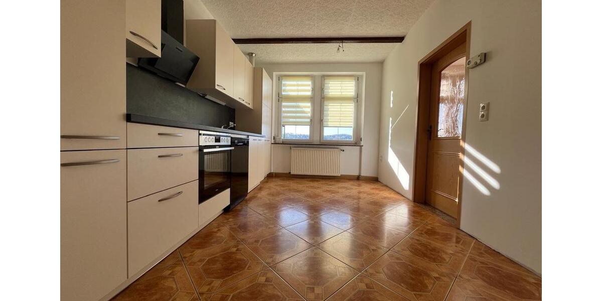 Etagenwohnung Schneeberg - 3 Zimmer, 82 m&sup2;, 685&euro; | Angebot:25351026