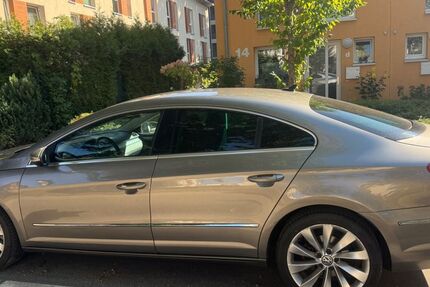 VW CC 180.000 km 6.900 € Hamburg 22175