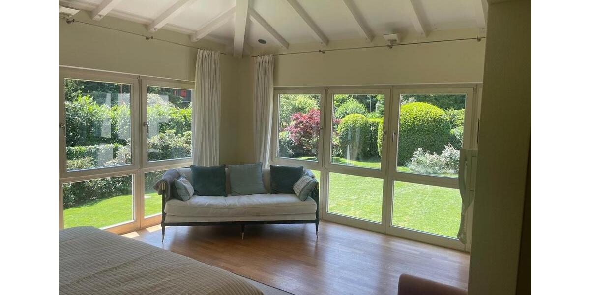 Villa Kronberg im Taunus - 7 Zimmer, 310 m&sup2;, 6.500&euro; | Angebot:21850390