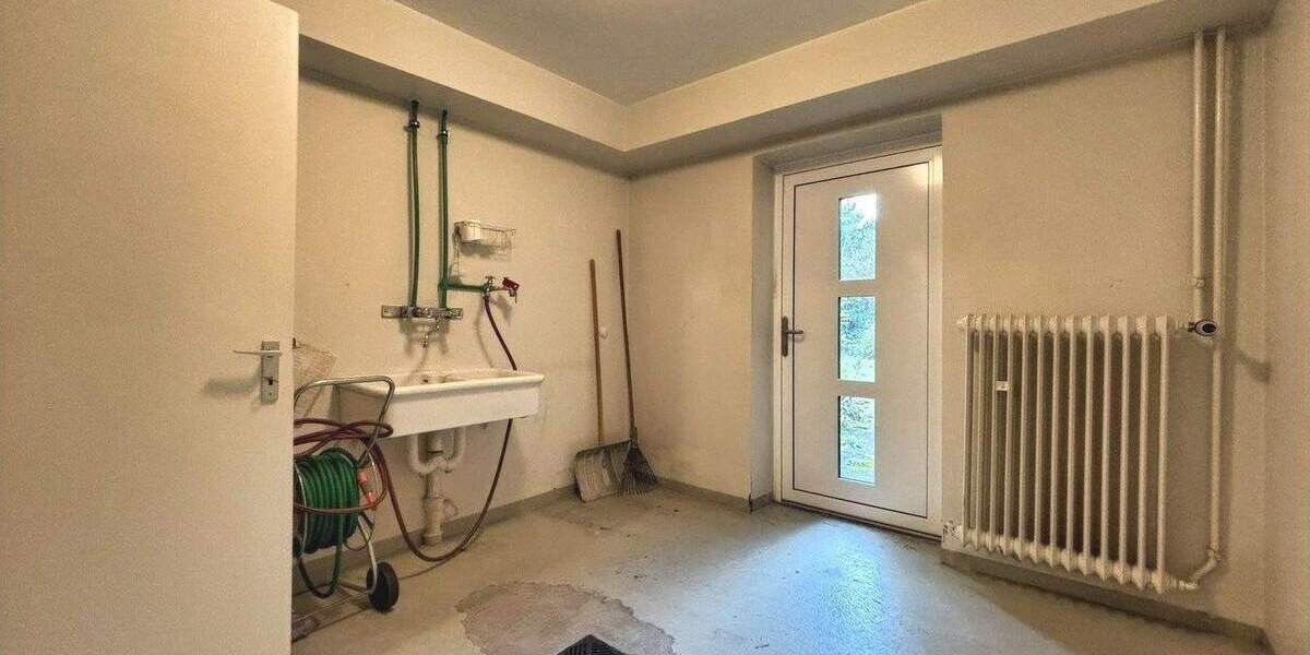 Reihenmittelhaus Mannheim Lindenhof - 7 Zimmer, 203 m&sup2;, 870.000&euro; | Angebot:25037798