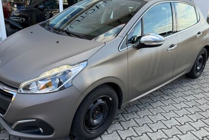 Peugeot 208 147.000 km 3.999 € Valley (bei München) 83626