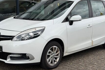 Renault Scenic 123.363 km 4.990 &euro; Gelnhausen - Roth 63571