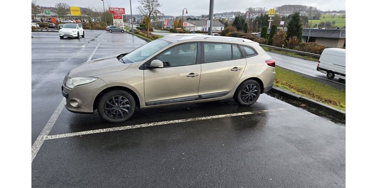 Renault Megane 191.000 km 3.499 &euro; Rennerod 56477