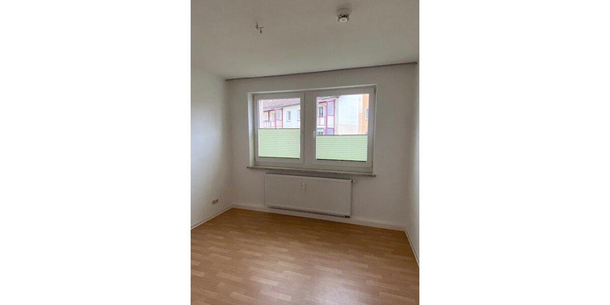 Etagenwohnung Markneukirchen - 3 Zimmer, 60 m&sup2;, 325&euro; | Angebot:26349623