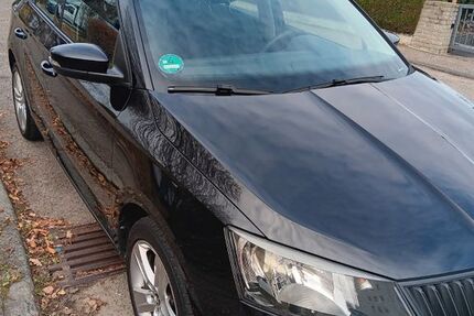 Skoda Fabia 122.517 km 7.400 &euro; Dotternhausen 72359