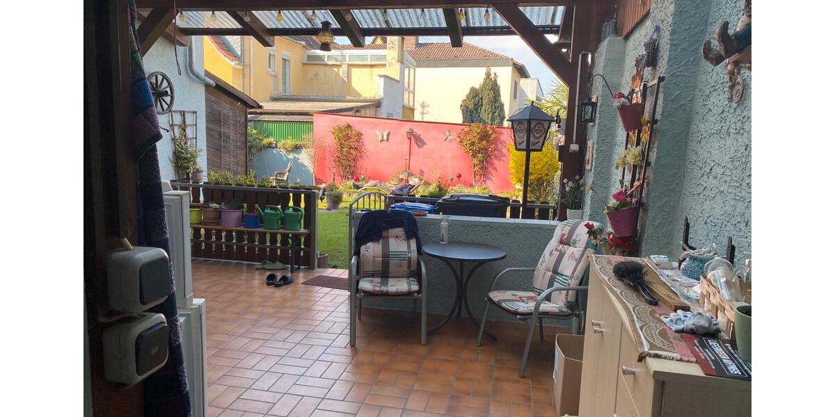 Mehrfamilienhaus, Wohnhaus Ludwigshafen am Rhein Edigheim - 8 Zimmer, 205 m&sup2;, 600.000&euro; | Angebot:25783287