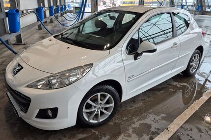 Peugeot 207 91.000 km 3.100 &euro; Weinstadt 71384