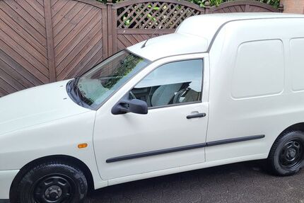 VW Caddy 128.600 km 1.500 &euro; Versmold 33775