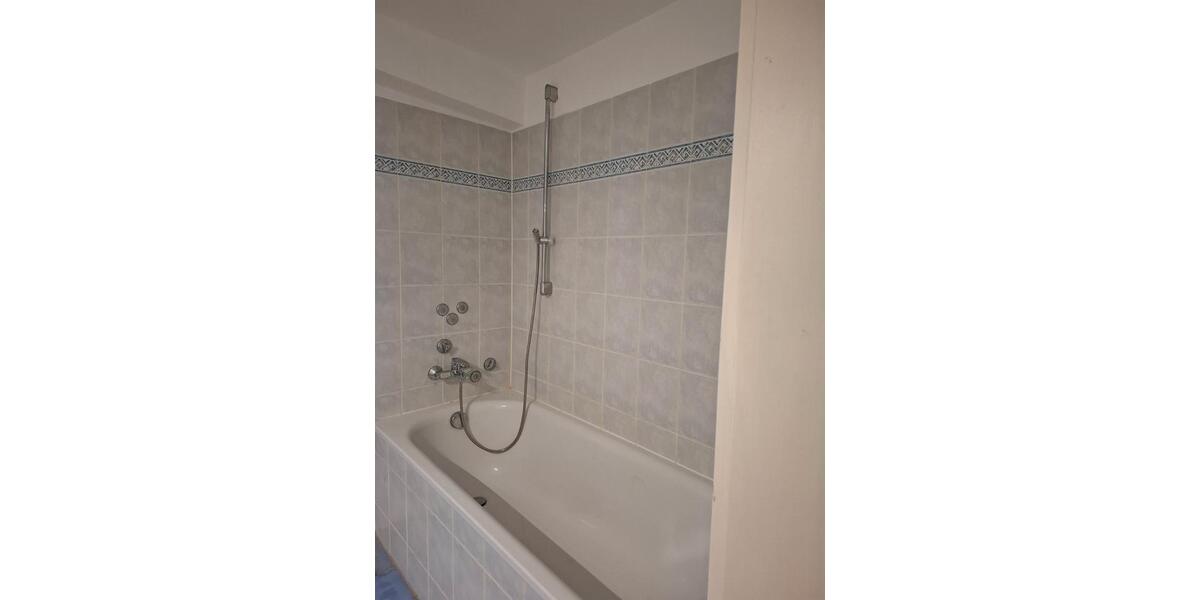 Etagenwohnung Cadolzburg - 2 Zimmer, 65 m&sup2;, 680&euro; | Angebot:26233587