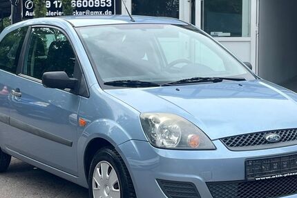 Ford Fiesta 130.000 km 1.690 &euro; Esslingen 73728