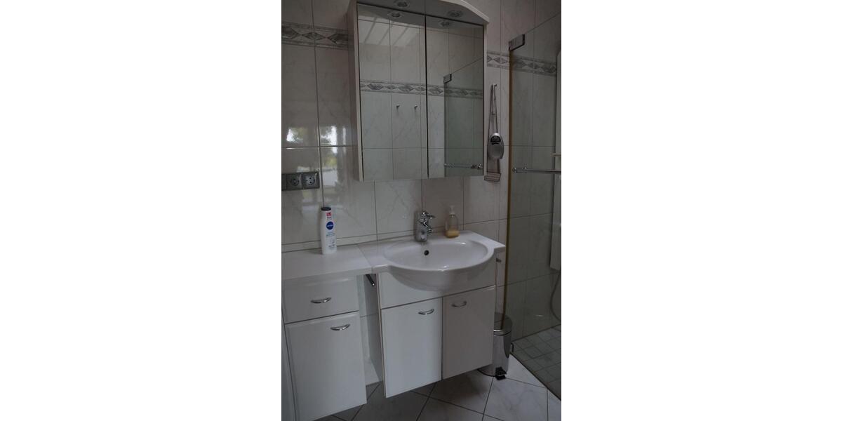 Reihenhaus Remseck am Neckar - 3.5 Zimmer, 120 m&sup2;, 1.300&euro; | Angebot:25406130