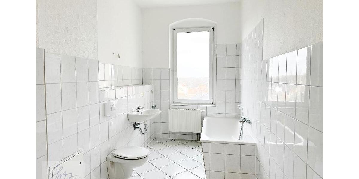 Etagenwohnung Riesa - 2 Zimmer, 74 m&sup2;, 395&euro; | Angebot:26400676
