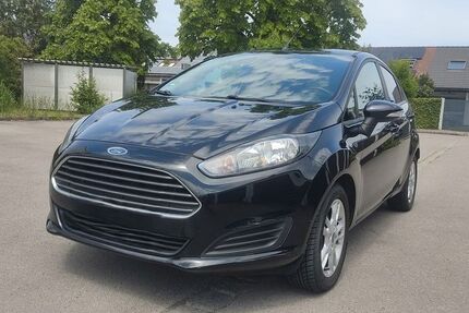 Ford Fiesta 121.000 km 4.750 &euro; Königsbrunn 86343