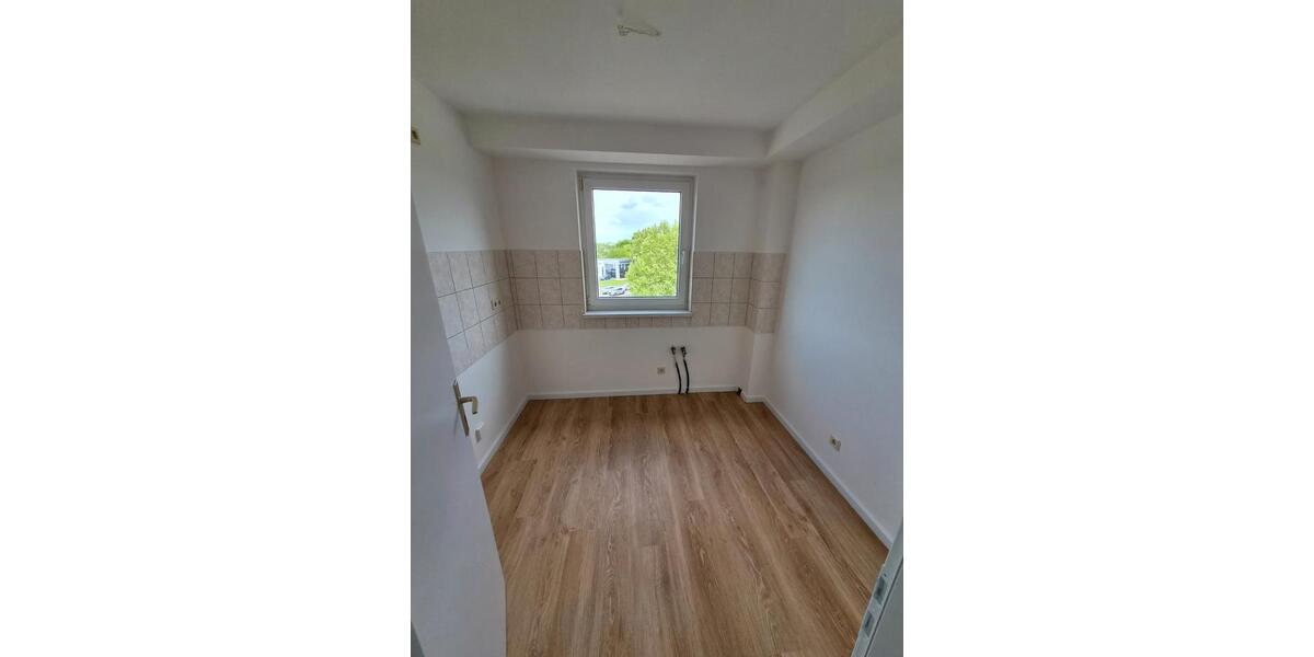 Etagenwohnung Dessau-Roßlau Dessau - 3 Zimmer, 68 m&sup2;, 145.000&euro; | Angebot:27234727