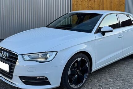 Audi A3 157.000 km 11.900 &euro; Tuttlingen 78532