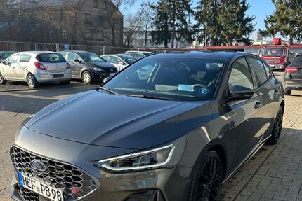 Ford Focus 22.500 km 30.500 &euro; Neuenstein 36286
