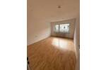 Gut geschnittene, modernisierte 3-Zimmer-Wohnung am Waller Park mit Balkon