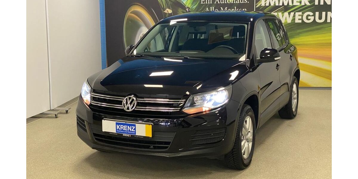 VW Tiguan 89.745 km 11.990 &euro; Paderborn 33100