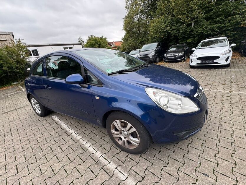 Opel Corsa 168.000 km 1.900 € Detmold 32758