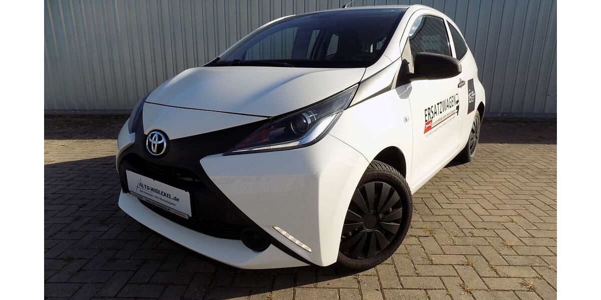 Toyota Aygo (X) 68.890 km 6.990 &euro; Ribnitz-Damgarten 18311