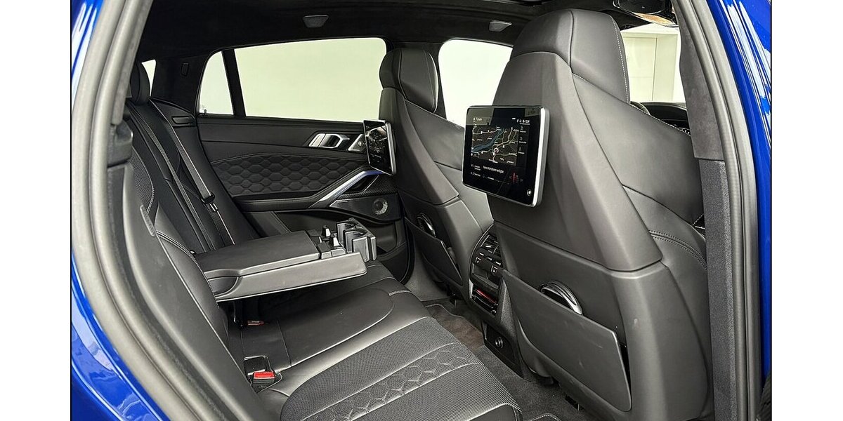 BMW X6 M Competition Laser Fond-Ent. Pano Softclose 53.600 km 77.900 &euro; Stade 21682